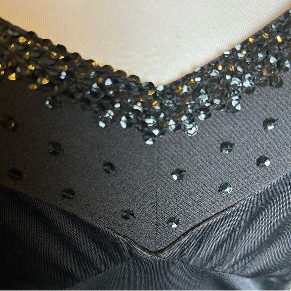 Ted Baker Silk Cami Top Womens Size  8 Black Designer Sequins Rhinestones Sexy - Picture 3 of 10